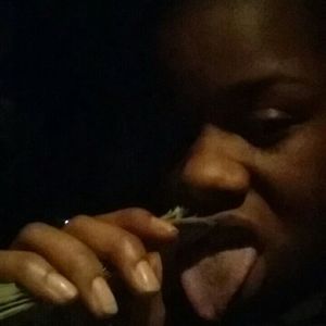 Meet your Posher, Lisaraye